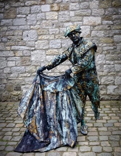 47-statues-en-marche-presse