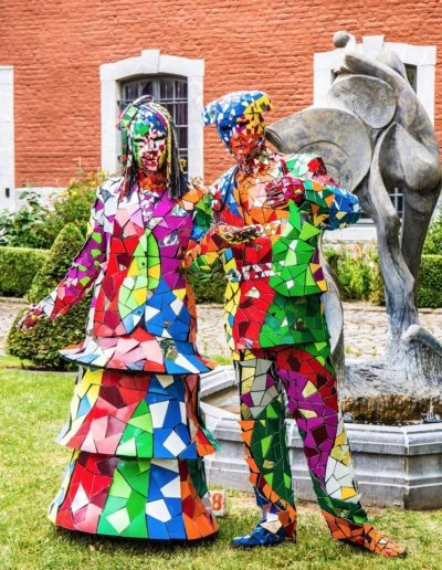 30-statues-en-marche-presse