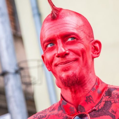 Hewhoisred